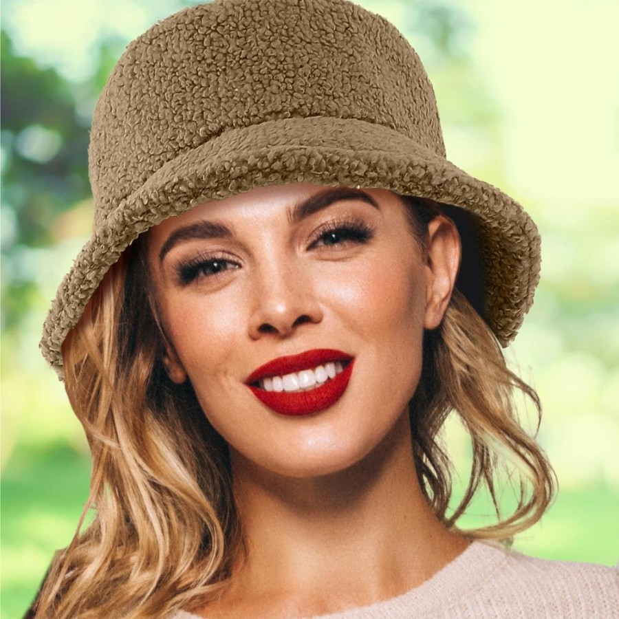 BOB MOUMOUTE TAUPE