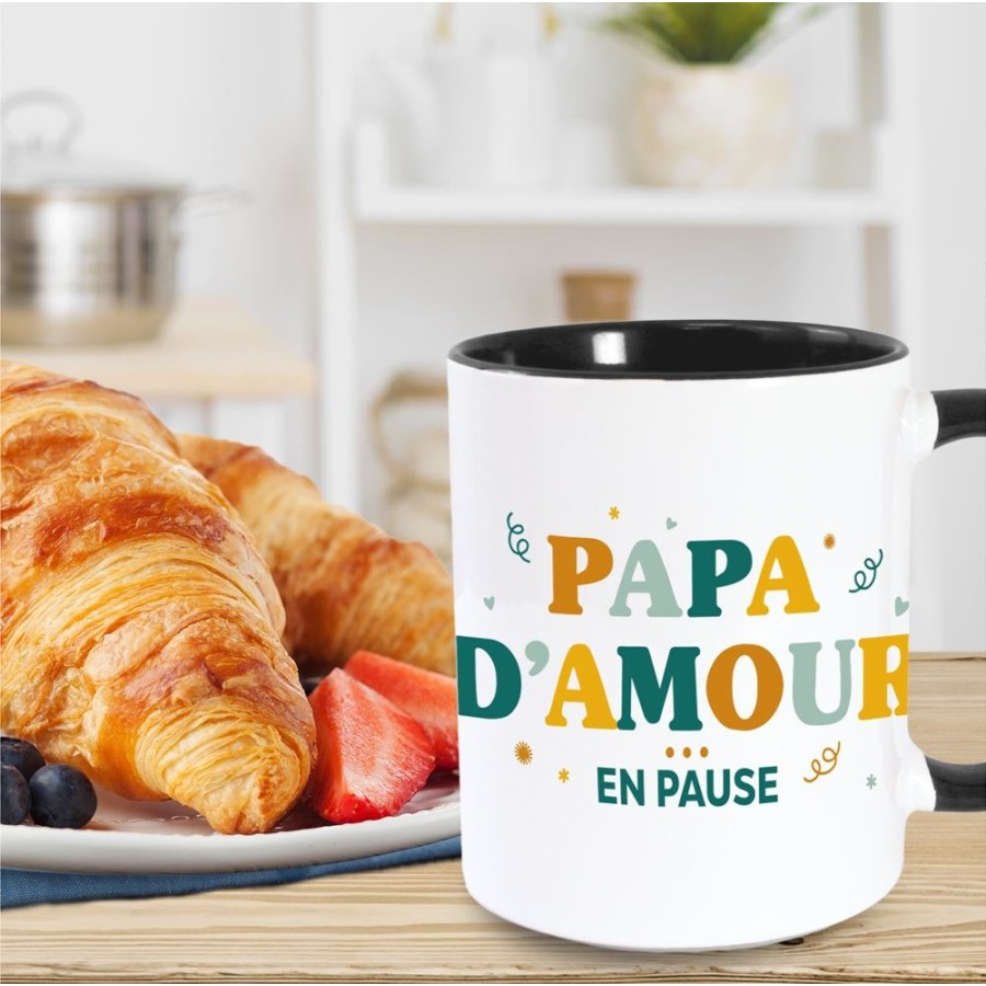 MUG NOIR PAPA D AMOUR