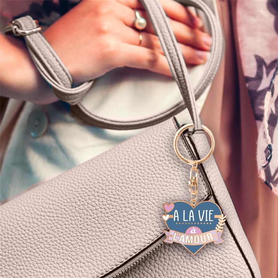 PORTE CLE COCOTTE "A LA VIE..."