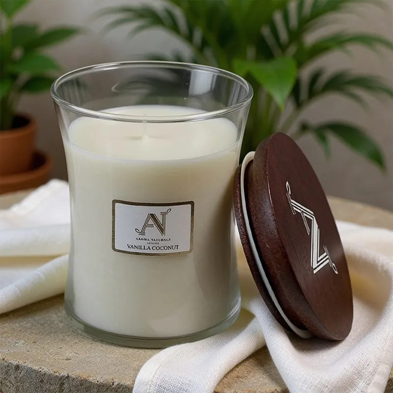 [VDC-ANLCRCS001W] Aroma Naturals Contemporary Candle Vanilla Coconut 320G Small