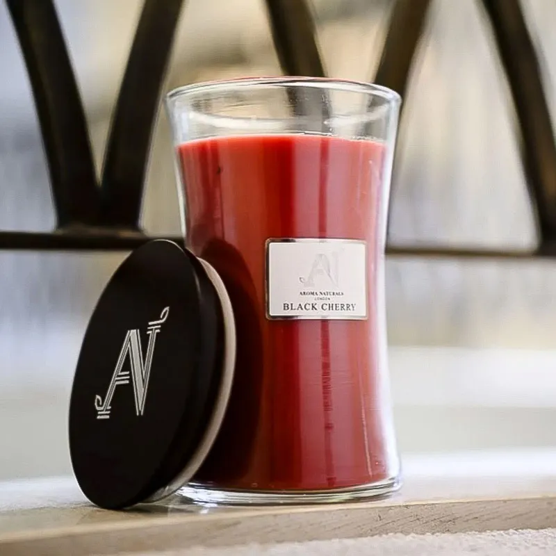 [VDC- ANLCRCM001R] Aroma Naturals Contemporary Candle Black Cherry 607G Medium